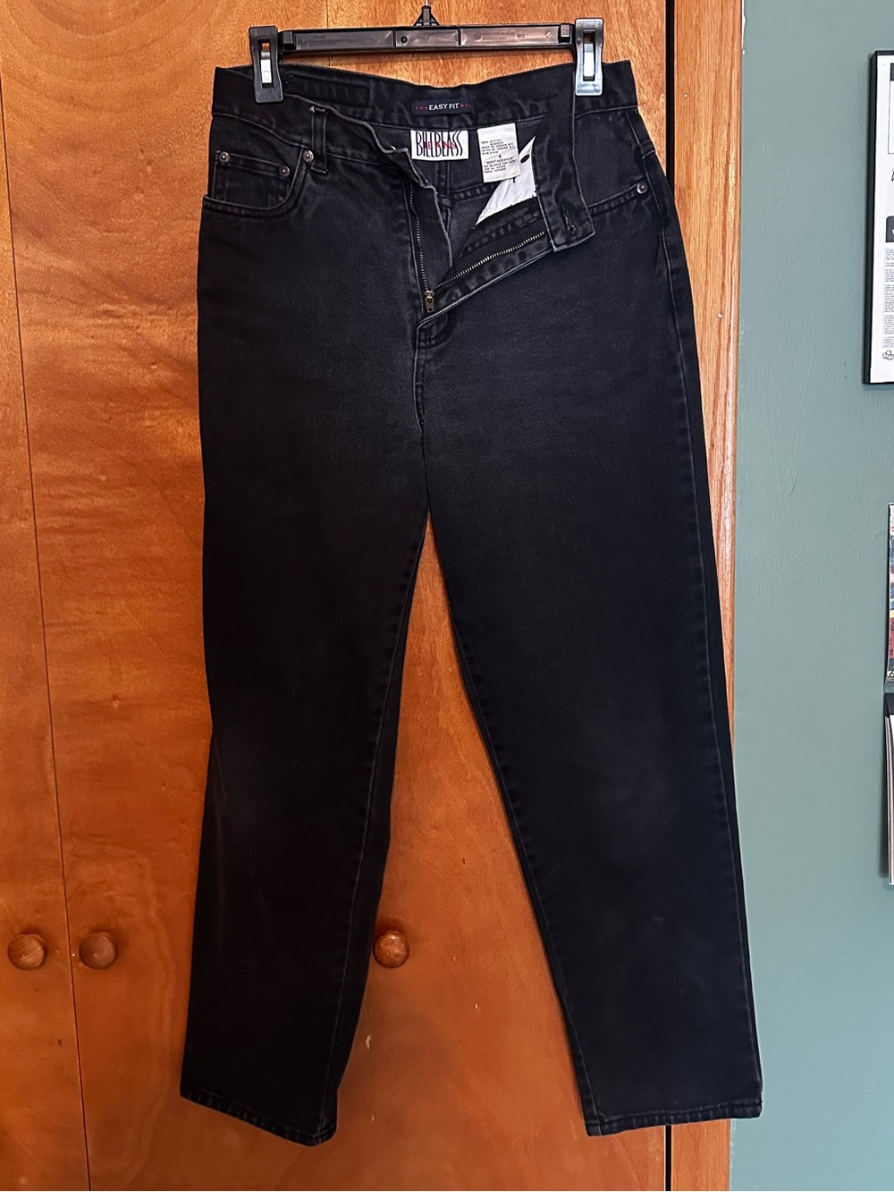 Bill Blass Vintage Easy Fit Black High-Waist Straight Leg Jeans